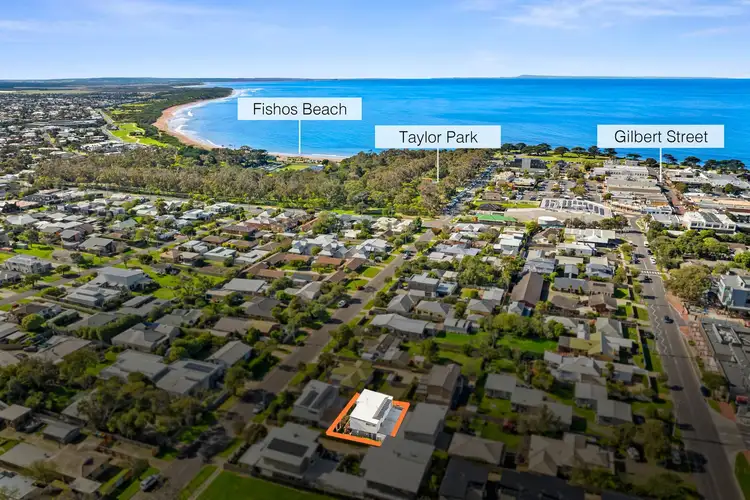2/39 Zeally Bay Road, Torquay VIC 3228