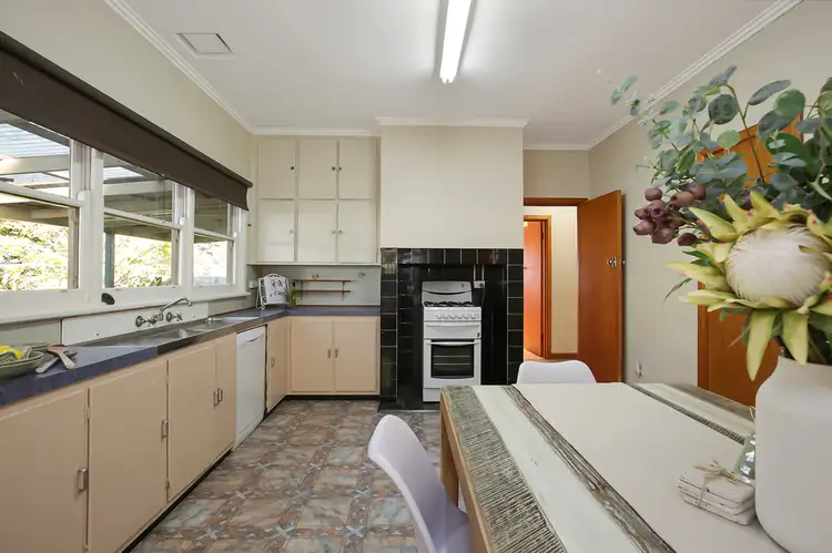 Fifth view of Homely house listing, 8 Pell Court, Colac VIC 3250