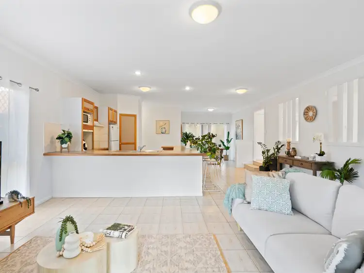 Sixth view of Homely house listing, 5 Vantage Close, Belmont QLD 4153