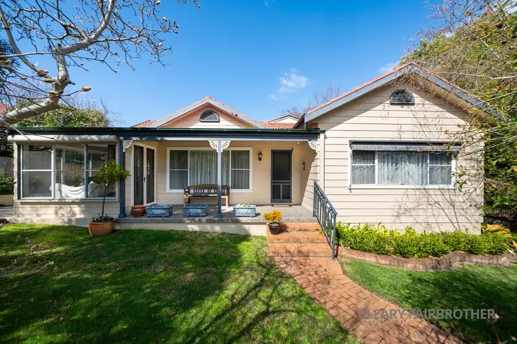 10 Pioneer Street, Bathurst NSW 2795