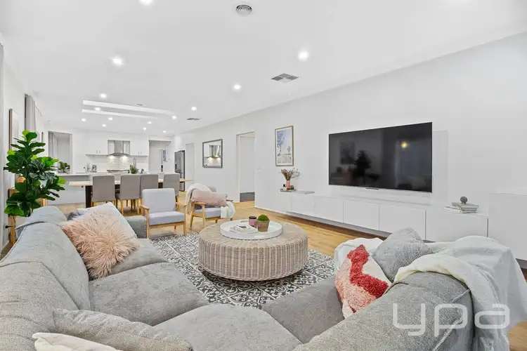 Fifth view of Homely house listing, 2 Lambeth Court, Point Cook VIC 3030