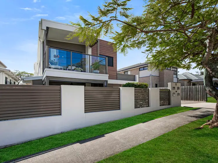 Main view of Homely townhouse listing, 1/8 Clausen Street, Mount Gravatt East QLD 4122