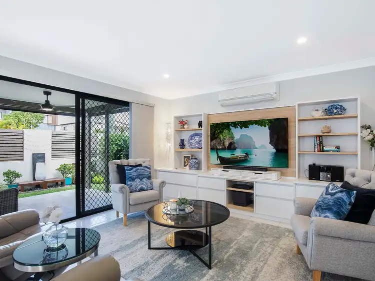 Second view of Homely townhouse listing, 1/8 Clausen Street, Mount Gravatt East QLD 4122