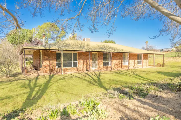 80 Tipperary Lane, Young NSW 2594