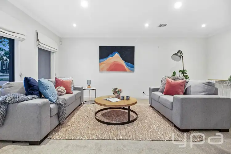 Fifth view of Homely house listing, 25 Sanctuary Lakes South Boulevard, Sanctuary Lakes VIC 3030