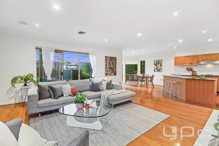 Seventh view of Homely house listing, 25 Sanctuary Lakes South Boulevard, Sanctuary Lakes VIC 3030
