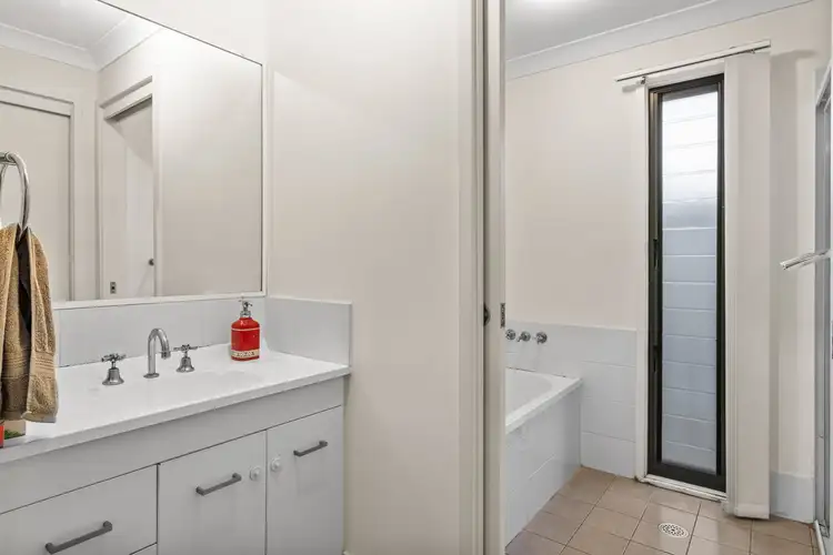 Sixth view of Homely villa listing, 8/164-166 Croudace Road, Elermore Vale NSW 2287