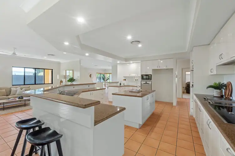 Third view of Homely house listing, 8 Shady Grove, Tanawha QLD 4556