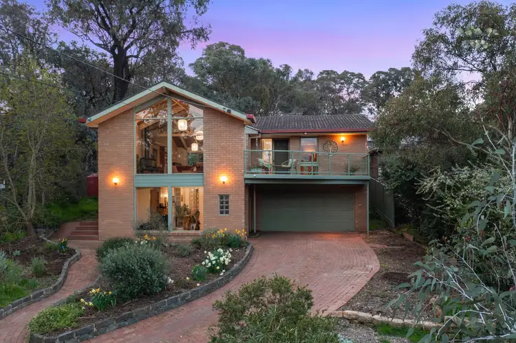 30 Milton Avenue, Spring Gully VIC 3550