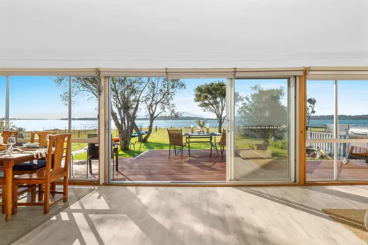 31 Orama Crescent, Orient Point NSW 2540