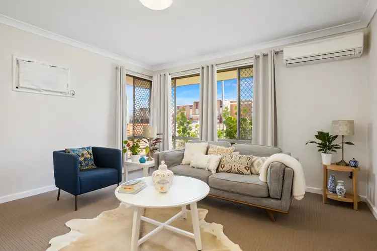 Fifth view of Homely semi-detached listing, 8B Marmion Street, Dianella WA 6059