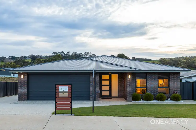 19 Janet Drive, Park Grove TAS 7320
