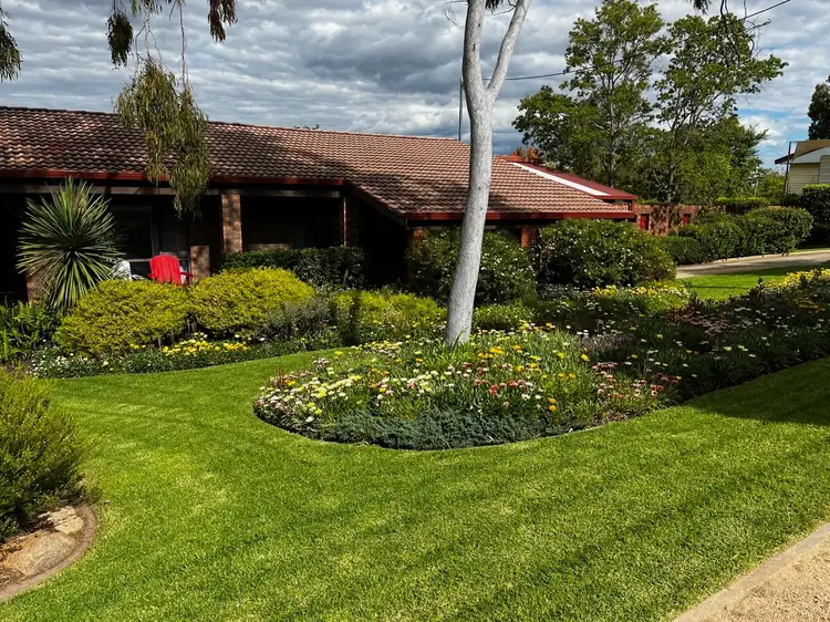 41-43 Lorking Street, Parkes NSW 2870