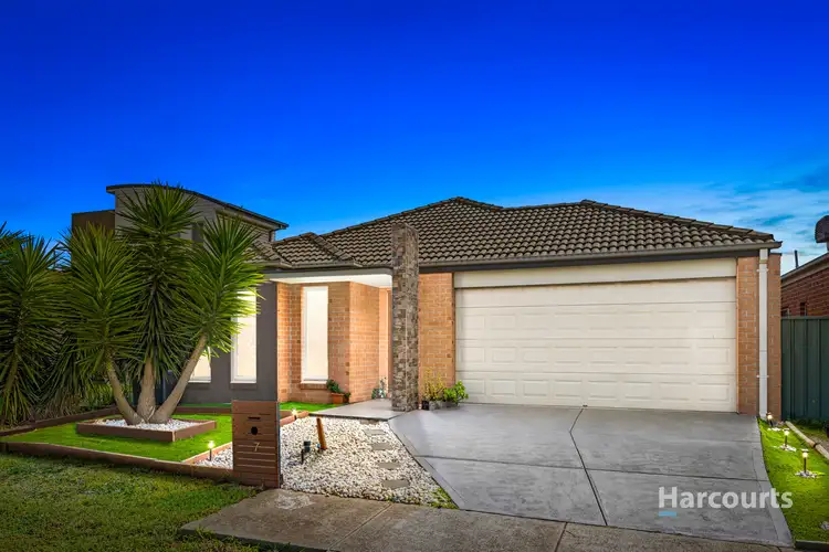 7 Liriope Green, Caroline Springs VIC 3023