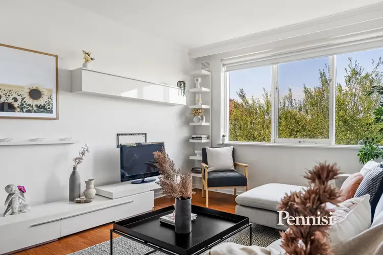 Main view of Homely unit listing, 9/90 - 92 Roseberry Street, Ascot Vale VIC 3032