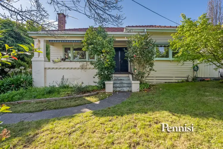 11A Hooper Crescent, Brunswick West VIC 3055