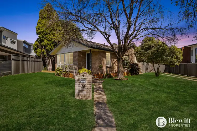 36 Coxen Street, Hughes ACT 2605