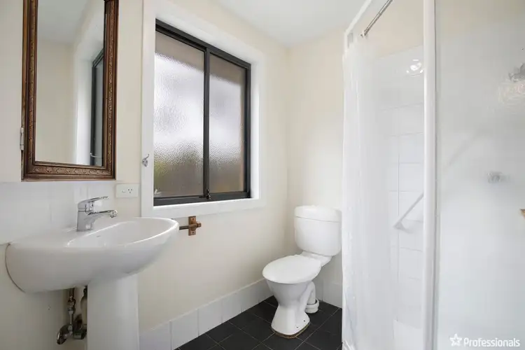 Fifth view of Homely house listing, 35 The Boulevarde, Armidale NSW 2350