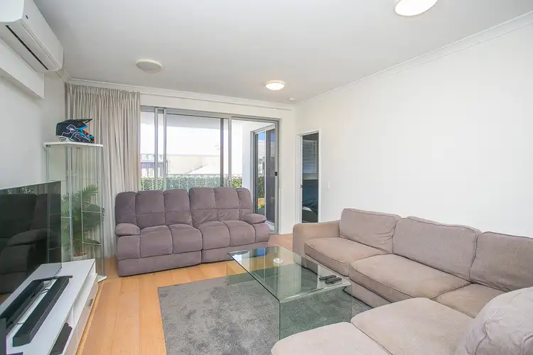 Fourth view of Homely unit listing, 9/17 Royal James Court, Quinns Rocks WA 6030