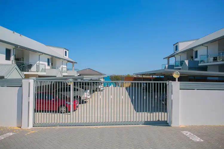 Sixth view of Homely unit listing, 9/17 Royal James Court, Quinns Rocks WA 6030
