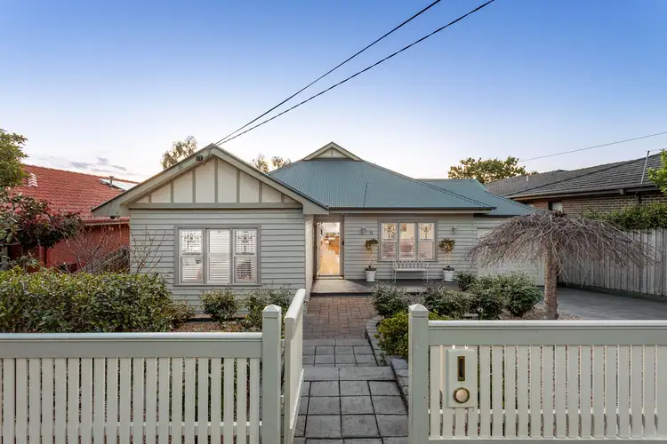 13 Hamilton Street, Niddrie VIC 3042