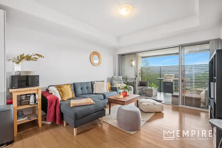 Main view of Homely unit listing, 10/62A Wheeler Road, Hamilton Hill WA 6163