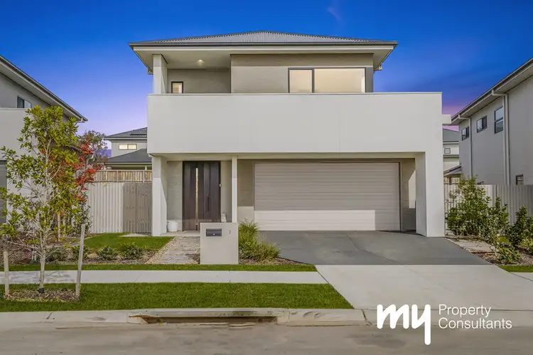 7 Capel Vale Avenue, Gledswood Hills NSW 2557