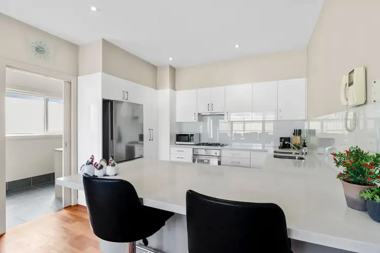 Sixth view of Homely unit listing, 2/10 Spring Street, Torquay VIC 3228