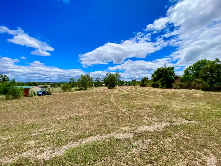 6 Hughes Road, Plainland QLD 4341