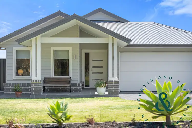 86 Macadamia Circuit, Medowie NSW 2318