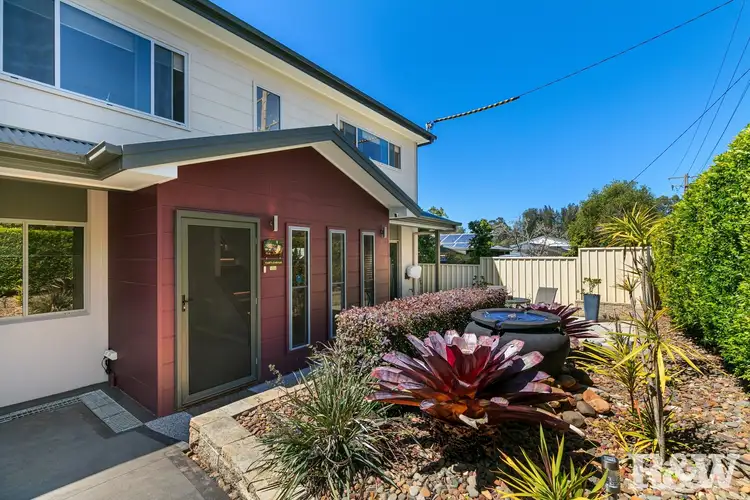 Third view of Homely house listing, 5 Welwyn Grove, Point Clare NSW 2250