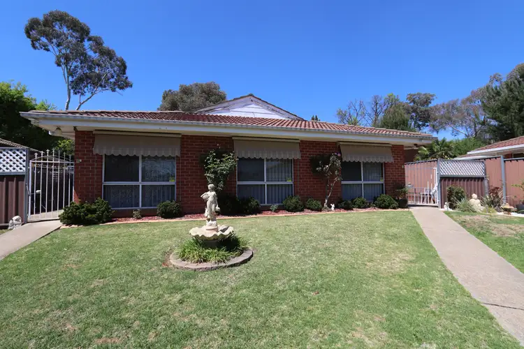 32 Mooney Valley Place, West Bathurst NSW 2795