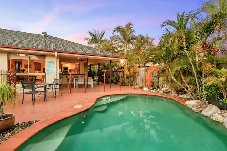 57 Lakeside Circuit, Sinnamon Park QLD 4073