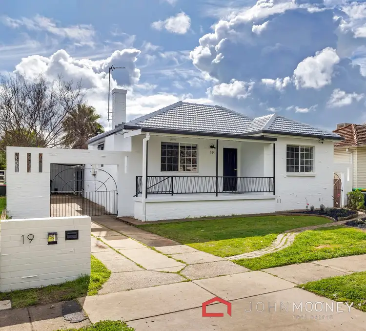 19 Spring Street, Wagga Wagga NSW 2650