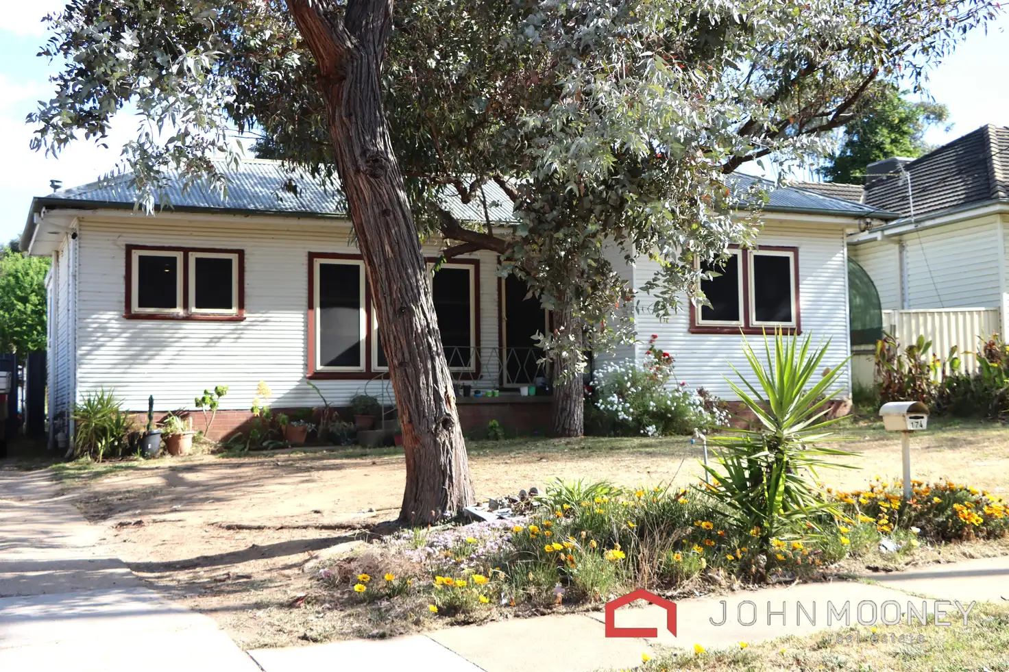 Main view of Homely house listing, 174 Ashmont Avenue, Ashmont NSW 2650