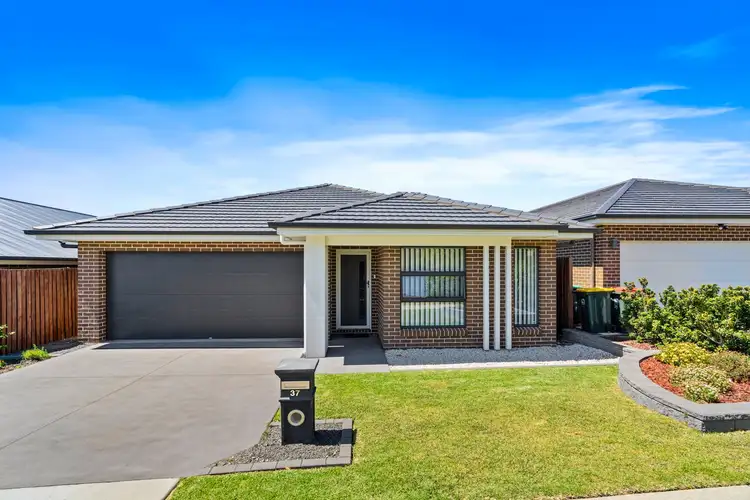 37 Loveday Street, Oran Park NSW 2570
