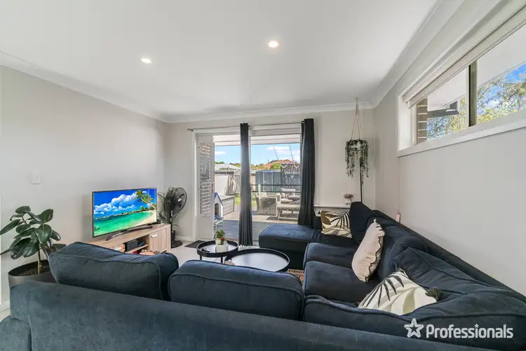 Sixth view of Homely unit listing, 2/8 Enid Street, Armidale NSW 2350