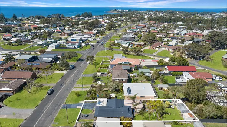 38 The Lake Circuit, Culburra Beach NSW 2540