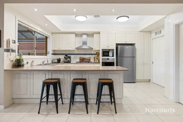 Fifth view of Homely house listing, 7 Elderwood Court, Taylors Hill VIC 3037