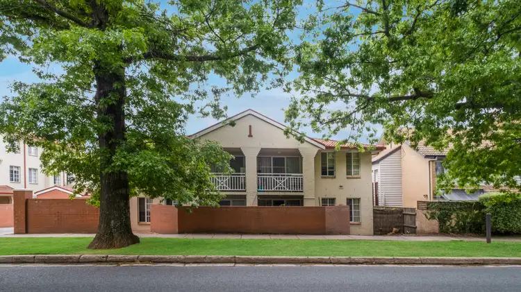 4/9 Howitt Street, Kingston ACT 2604