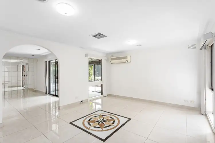 9 Hopetoun Court, Westmeadows VIC 3049