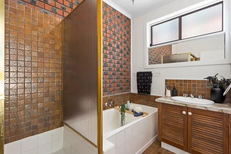 Sixth view of Homely unit listing, 2/36 Phillip Road, Keilor East VIC 3033