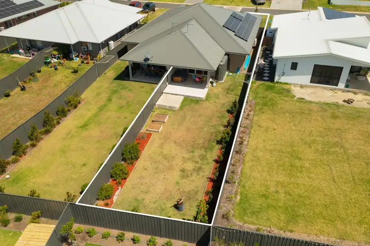 Second view of Homely semi-detached listing, 17A Bexhill Avenue, Sussex Inlet NSW 2540