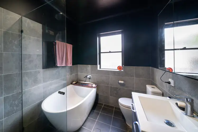 Fourth view of Homely house listing, 199 Hope Street, Bathurst NSW 2795