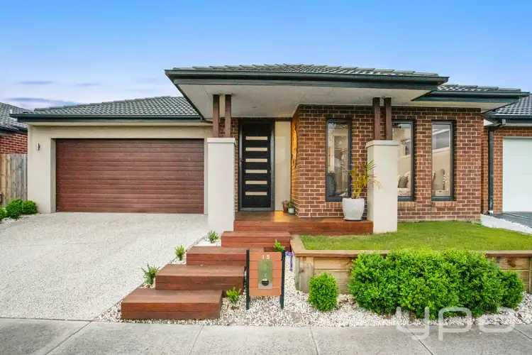 15 Tolkien Boulevard, Officer VIC 3809