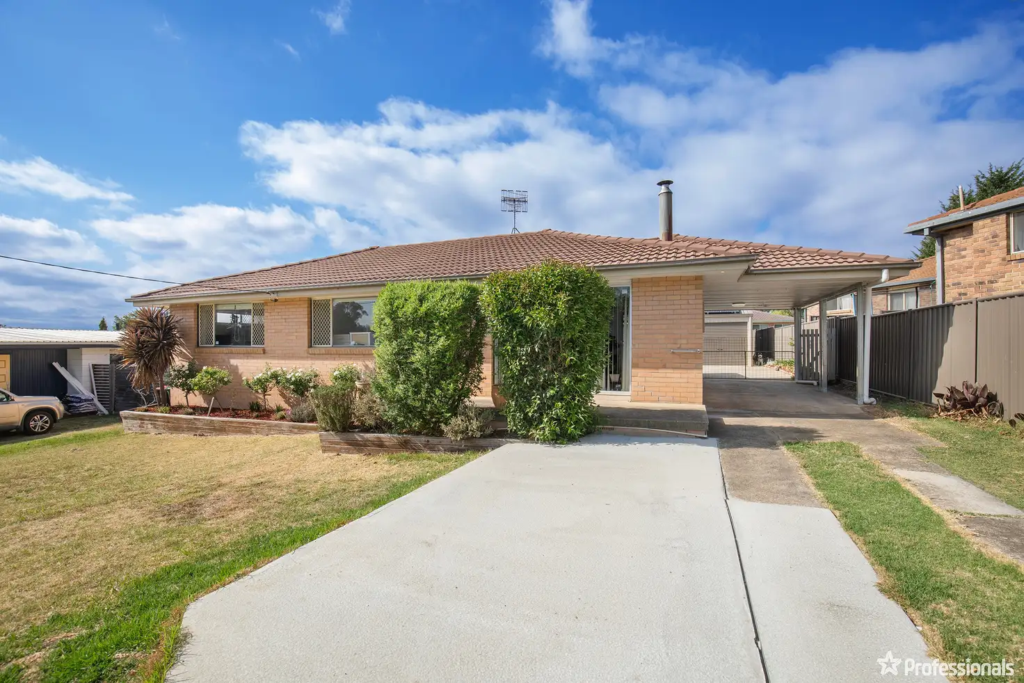 Main view of Homely house listing, 6 Johnson Avenue, Armidale NSW 2350