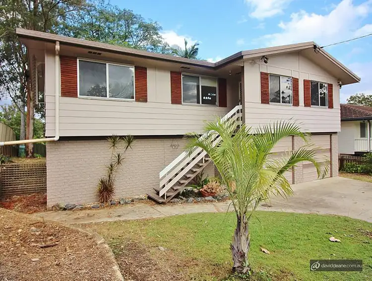 8 Arunga Street, Petrie QLD 4502
