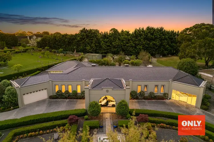 2 Colonial Court, Narre Warren South VIC 3805