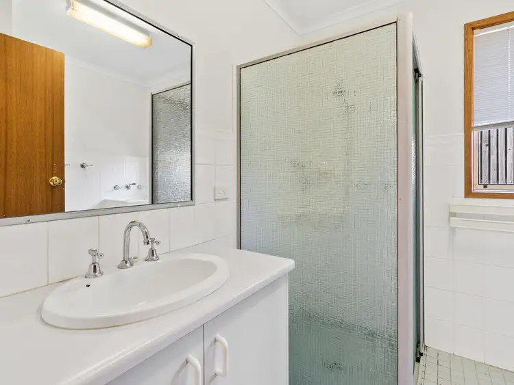Fourth view of Homely house listing, 2/17 Victoria Street, Wahgunyah VIC 3687