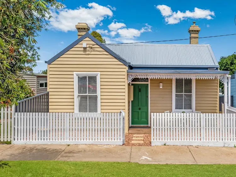 17 Booth Street, Golden Square VIC 3555